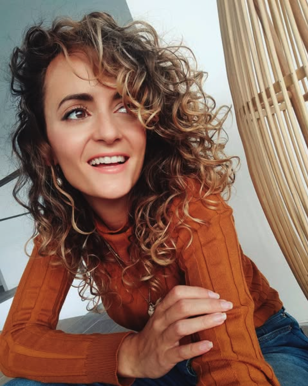 Retrato de Estela García, directora de fotografía de Stuyk Lab